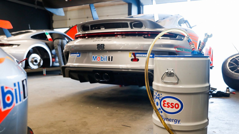 Η Porsche 911 θα τροφοδοτείται και με συνθετικά καύσιμα